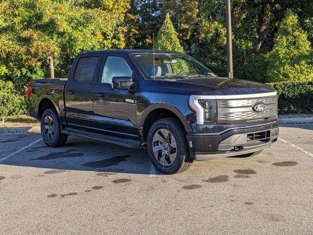 2024 Ford F-150 Lightning LARIAT