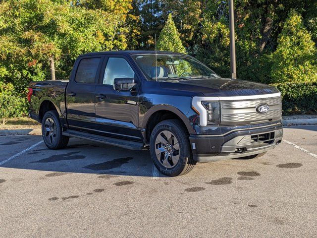 2024 Ford F-150 Lightning LARIAT