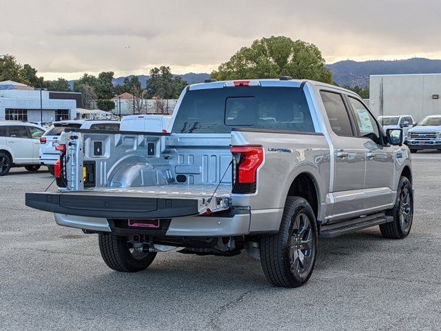 2024 Ford F-150 Lightning LARIAT