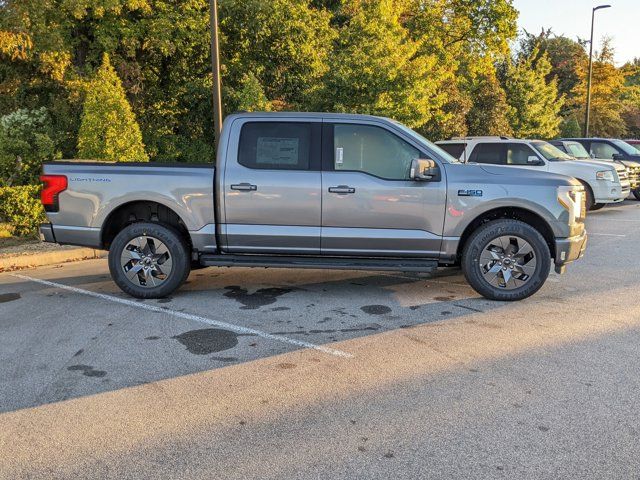 2024 Ford F-150 Lightning LARIAT