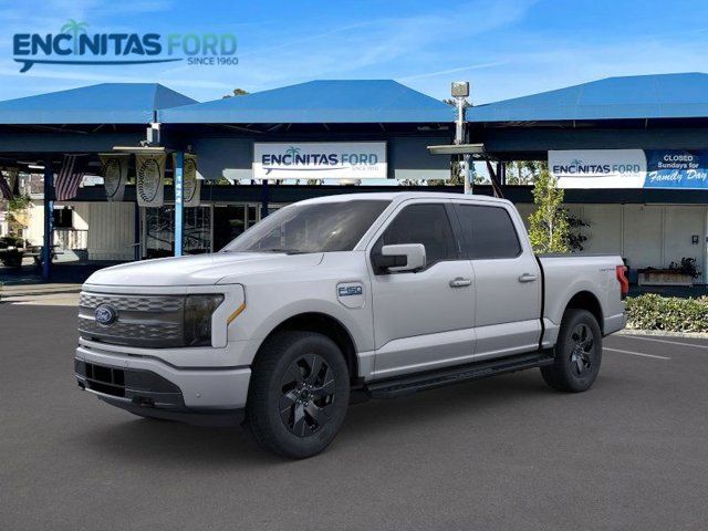 2024 Ford F-150 Lightning LARIAT