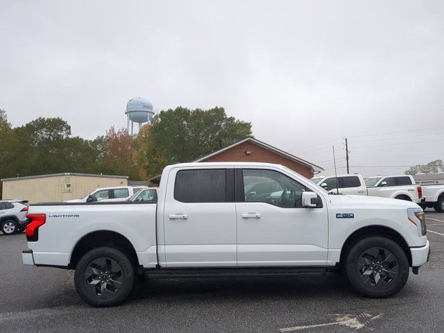 2024 Ford F-150 Lightning LARIAT