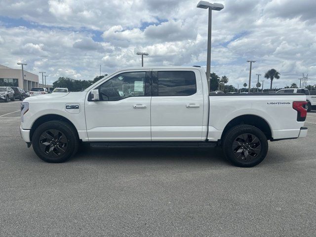 2024 Ford F-150 Lightning LARIAT