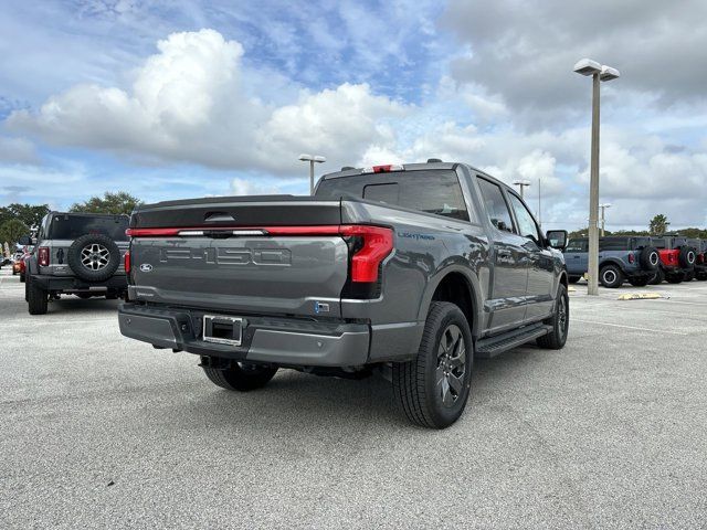 2024 Ford F-150 Lightning LARIAT