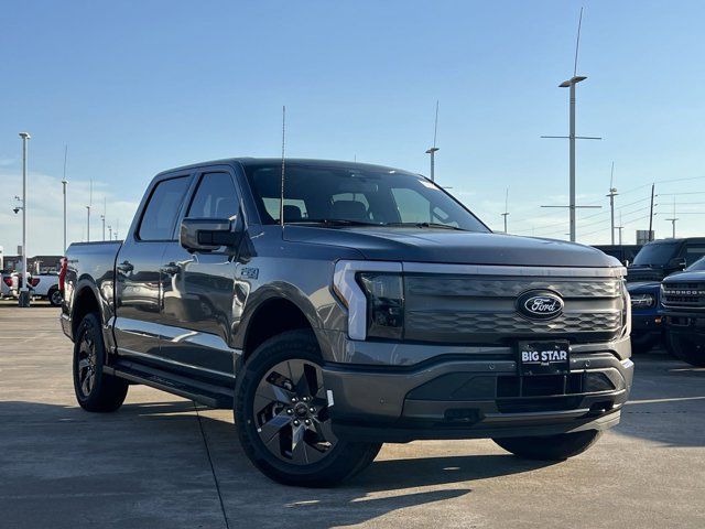 2024 Ford F-150 Lightning LARIAT