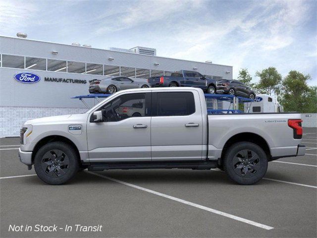 2024 Ford F-150 Lightning LARIAT