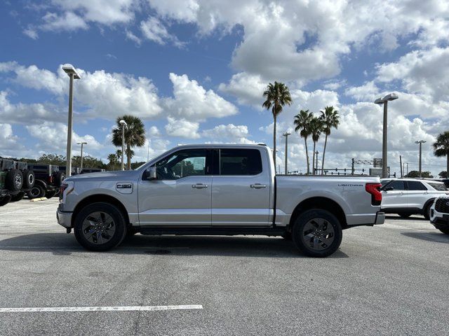 2024 Ford F-150 Lightning LARIAT