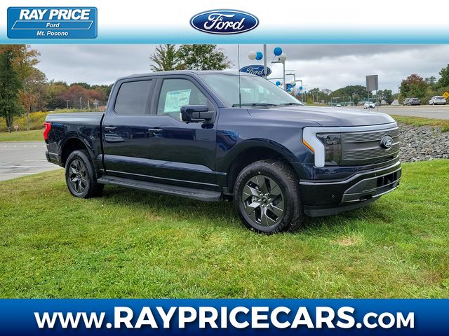 2024 Ford F-150 Lightning LARIAT