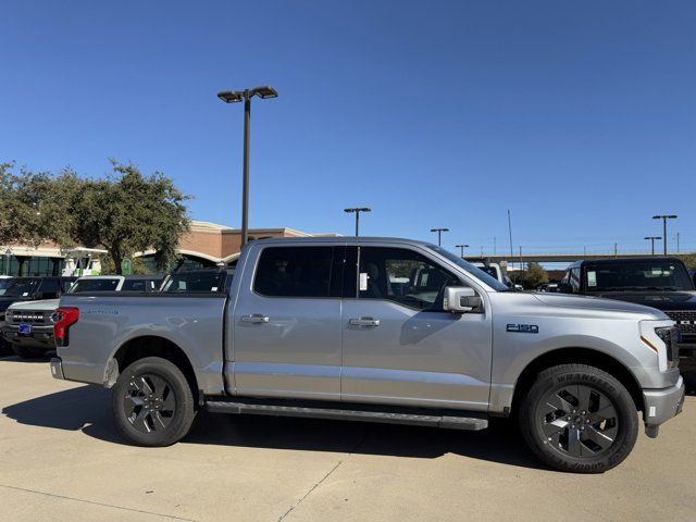 2024 Ford F-150 Lightning LARIAT