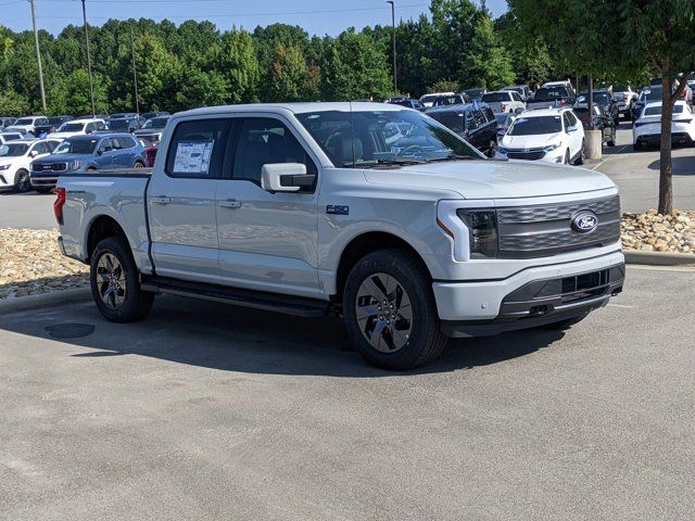 2024 Ford F-150 Lightning LARIAT