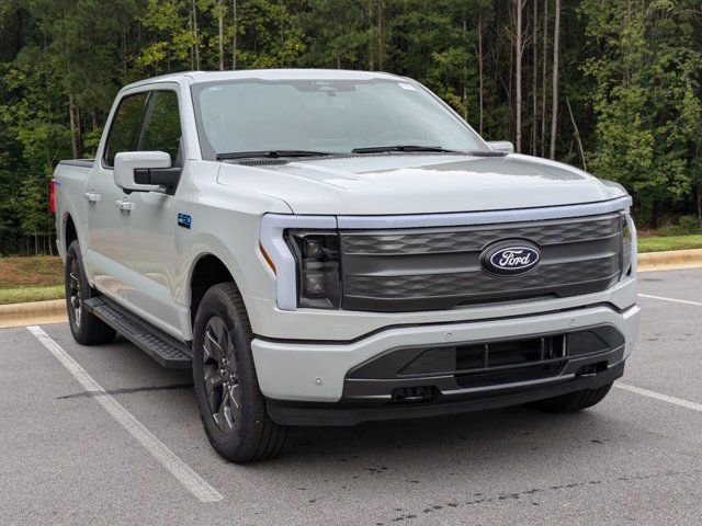 2024 Ford F-150 Lightning LARIAT