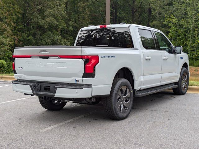 2024 Ford F-150 Lightning LARIAT