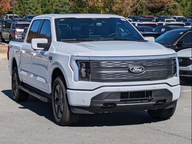 2024 Ford F-150 Lightning LARIAT