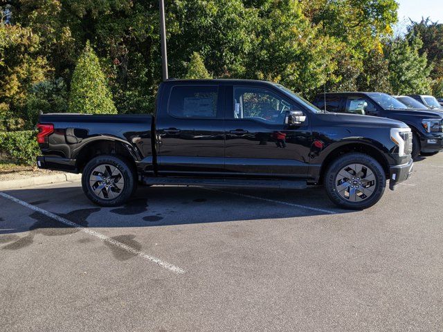 2024 Ford F-150 Lightning LARIAT