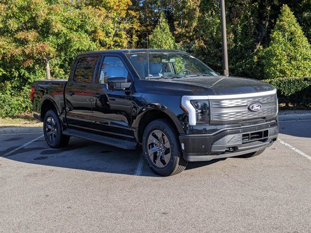 2024 Ford F-150 Lightning LARIAT