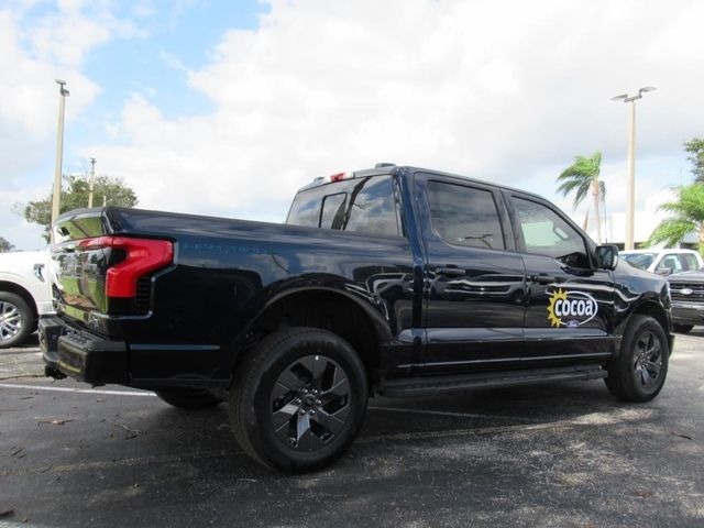 2024 Ford F-150 Lightning LARIAT