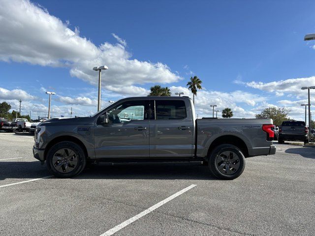 2024 Ford F-150 Lightning LARIAT