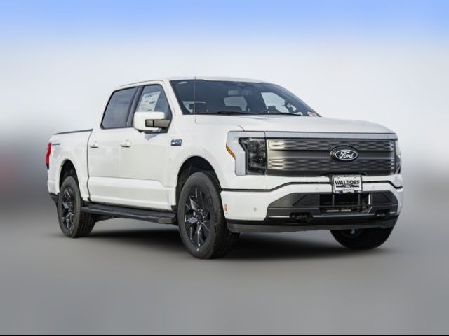 2024 Ford F-150 Lightning LARIAT