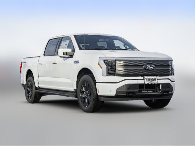 2024 Ford F-150 Lightning LARIAT