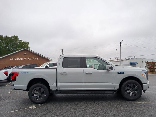 2024 Ford F-150 Lightning LARIAT