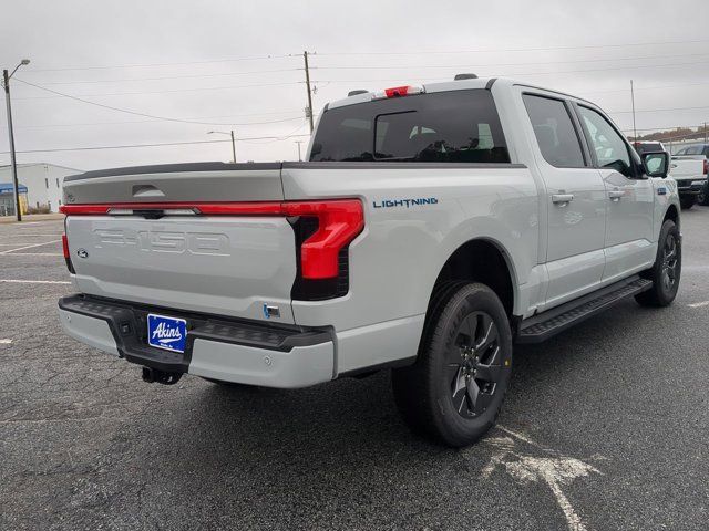 2024 Ford F-150 Lightning LARIAT