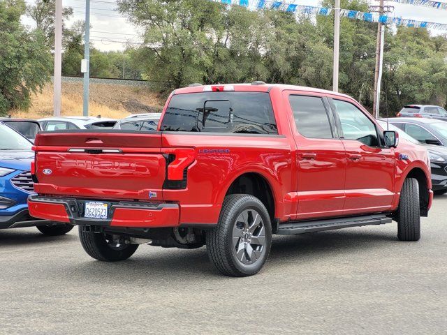 2024 Ford F-150 Lightning LARIAT