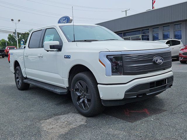 2024 Ford F-150 Lightning LARIAT