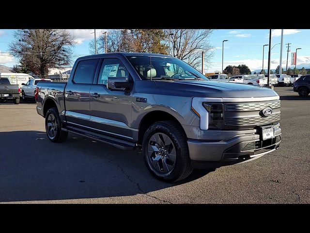 2024 Ford F-150 Lightning LARIAT