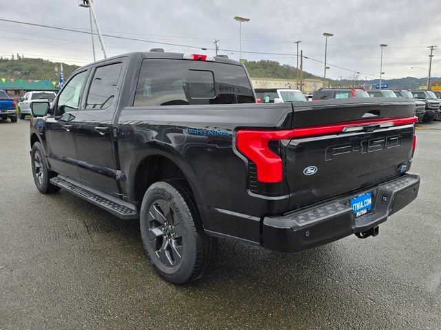 2024 Ford F-150 Lightning LARIAT