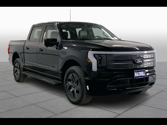 2024 Ford F-150 Lightning LARIAT