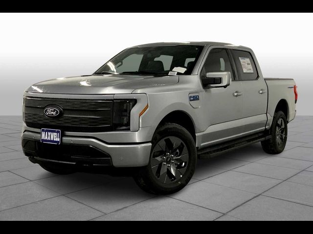 2024 Ford F-150 Lightning LARIAT