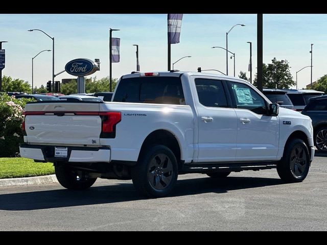 2024 Ford F-150 Lightning LARIAT