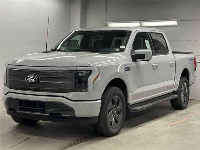 2024 Ford F-150 Lightning LARIAT