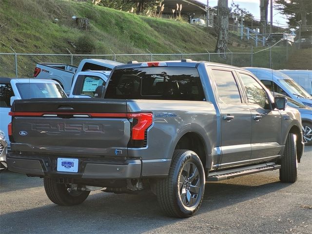 2024 Ford F-150 Lightning LARIAT