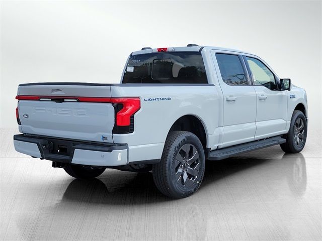 2024 Ford F-150 Lightning LARIAT