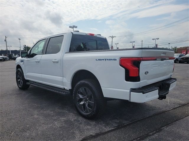 2024 Ford F-150 Lightning LARIAT