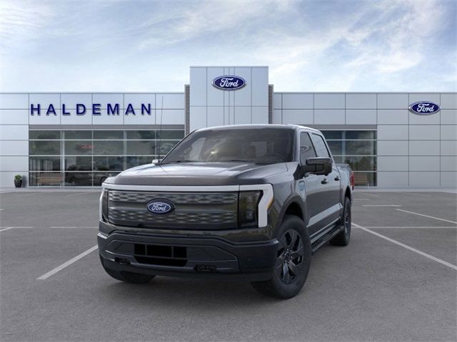 2024 Ford F-150 Lightning LARIAT