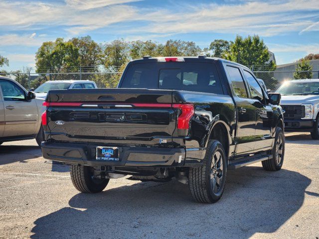 2024 Ford F-150 Lightning LARIAT