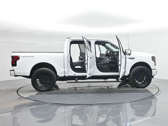 2024 Ford F-150 Lightning LARIAT