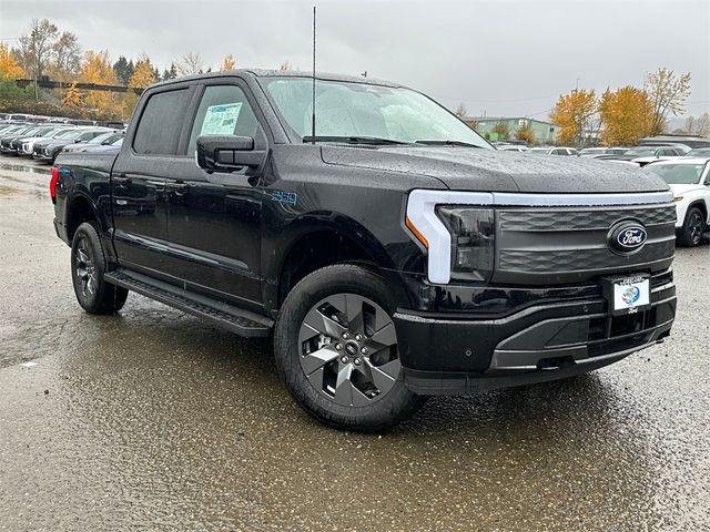 2024 Ford F-150 Lightning LARIAT