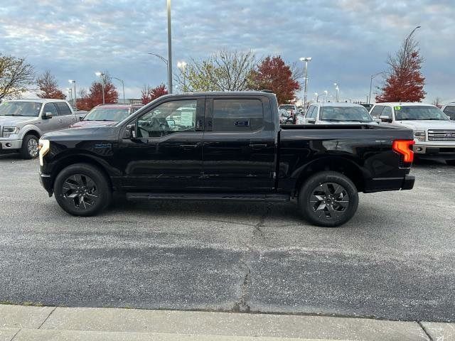 2024 Ford F-150 Lightning LARIAT