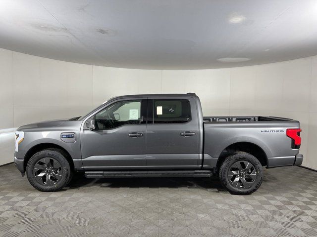 2024 Ford F-150 Lightning LARIAT