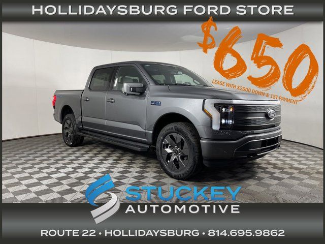 2024 Ford F-150 Lightning LARIAT