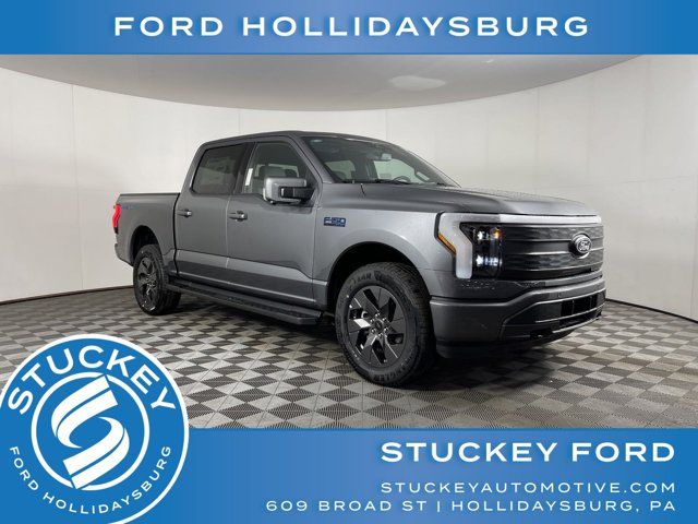 2024 Ford F-150 Lightning LARIAT