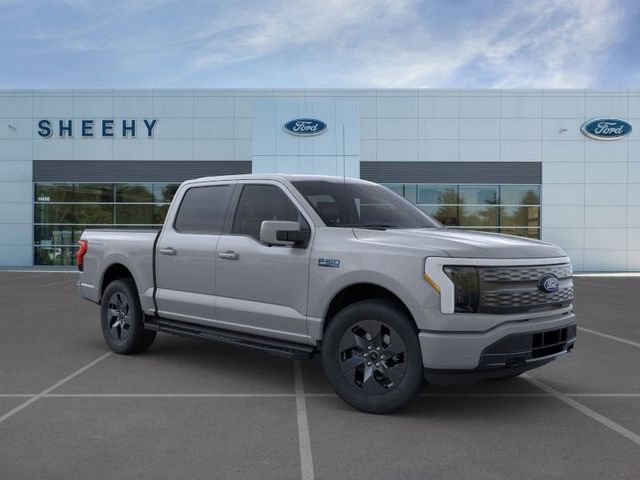 2024 Ford F-150 Lightning LARIAT