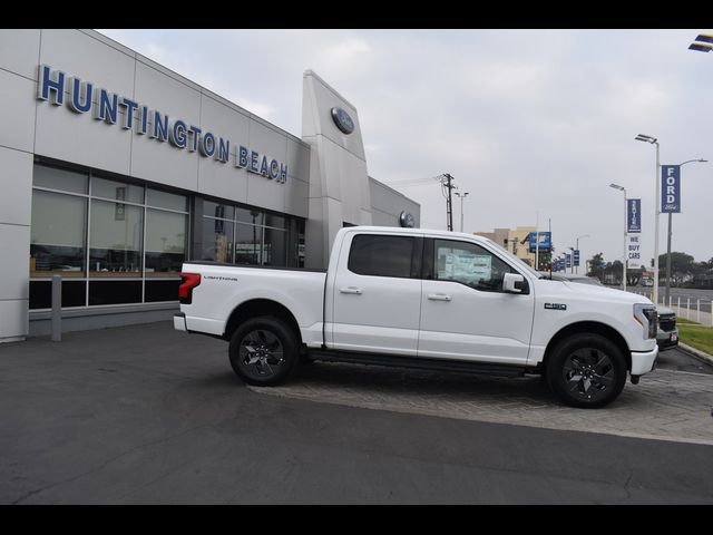 2024 Ford F-150 Lightning LARIAT