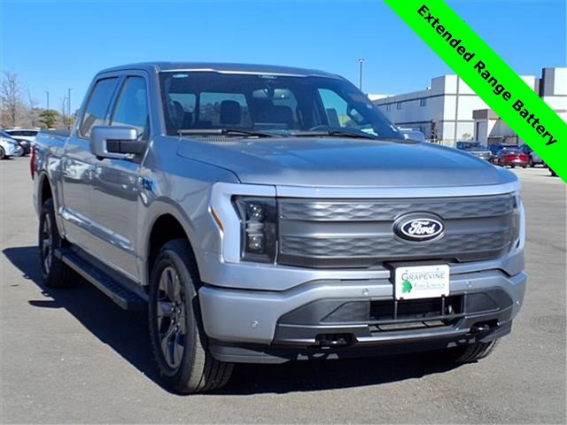 2024 Ford F-150 Lightning LARIAT