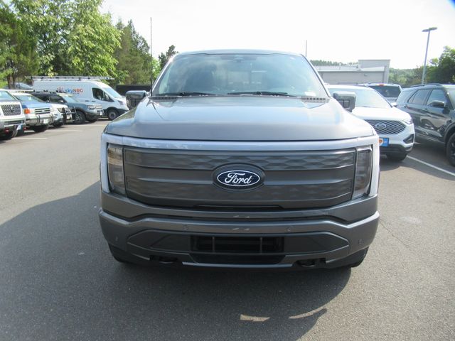 2024 Ford F-150 Lightning LARIAT