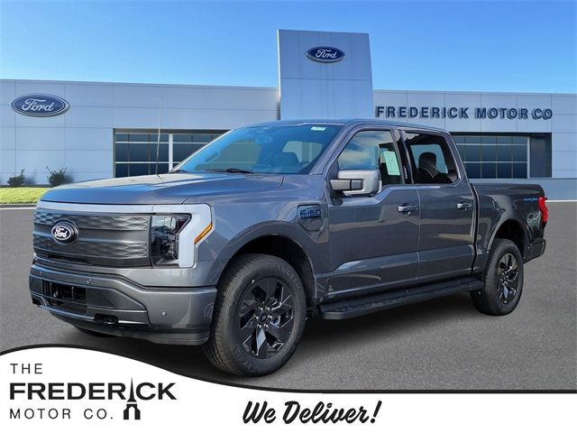 2024 Ford F-150 Lightning LARIAT