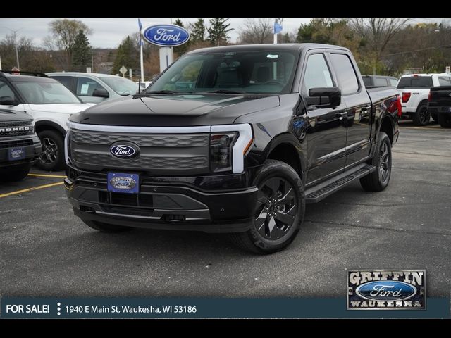 2024 Ford F-150 Lightning LARIAT